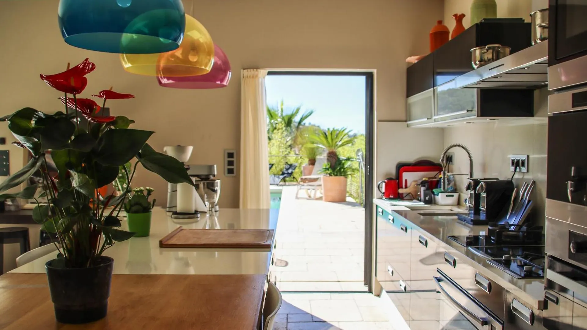 Homestay Villa Des Anemones Le Beausset France